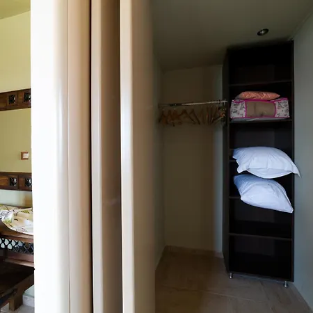 Apolafsi Lejlighedshotel