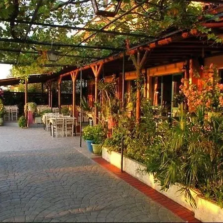 Ξενοδοχείο με διαμερίσματα απόλαυση