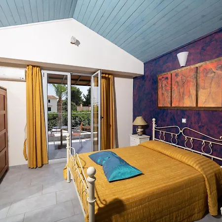 Apolafsi Apart Otel Lixouri