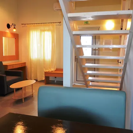 Apolafsi Lägenhetshotell