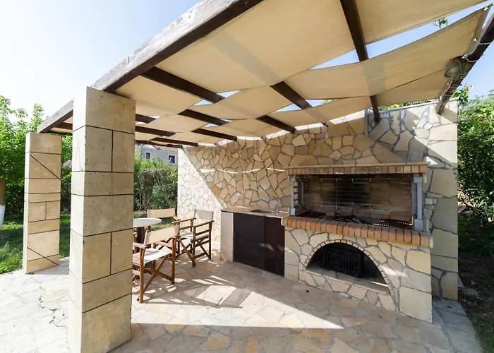 Apolafsi Hotel apartamentowy Lixouri